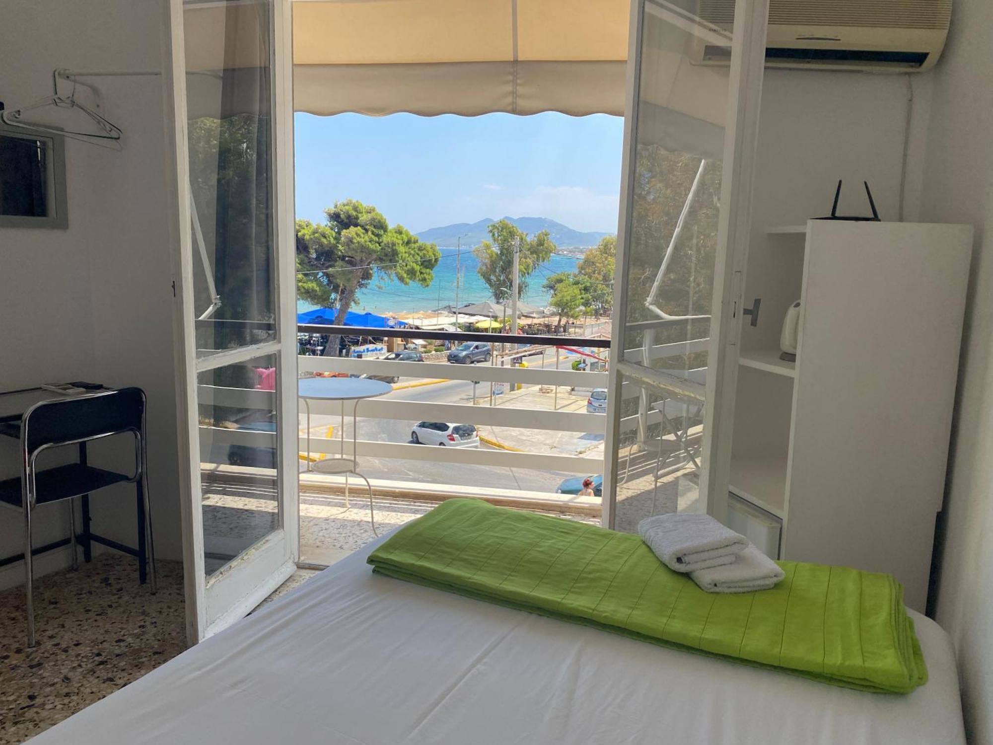 Starfish Vacation Rentals - Athens Int. Airport Artemida  Bagian luar foto